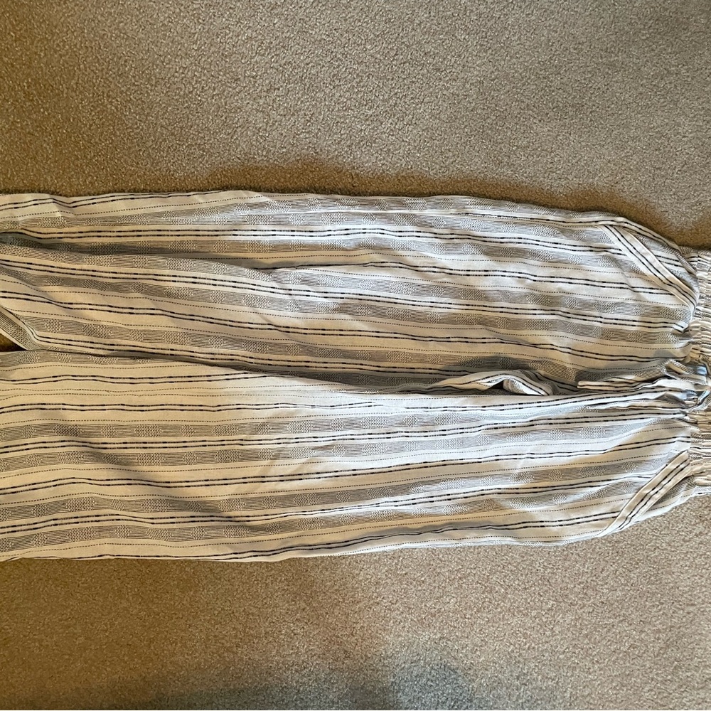 Women’s medium light weight pants